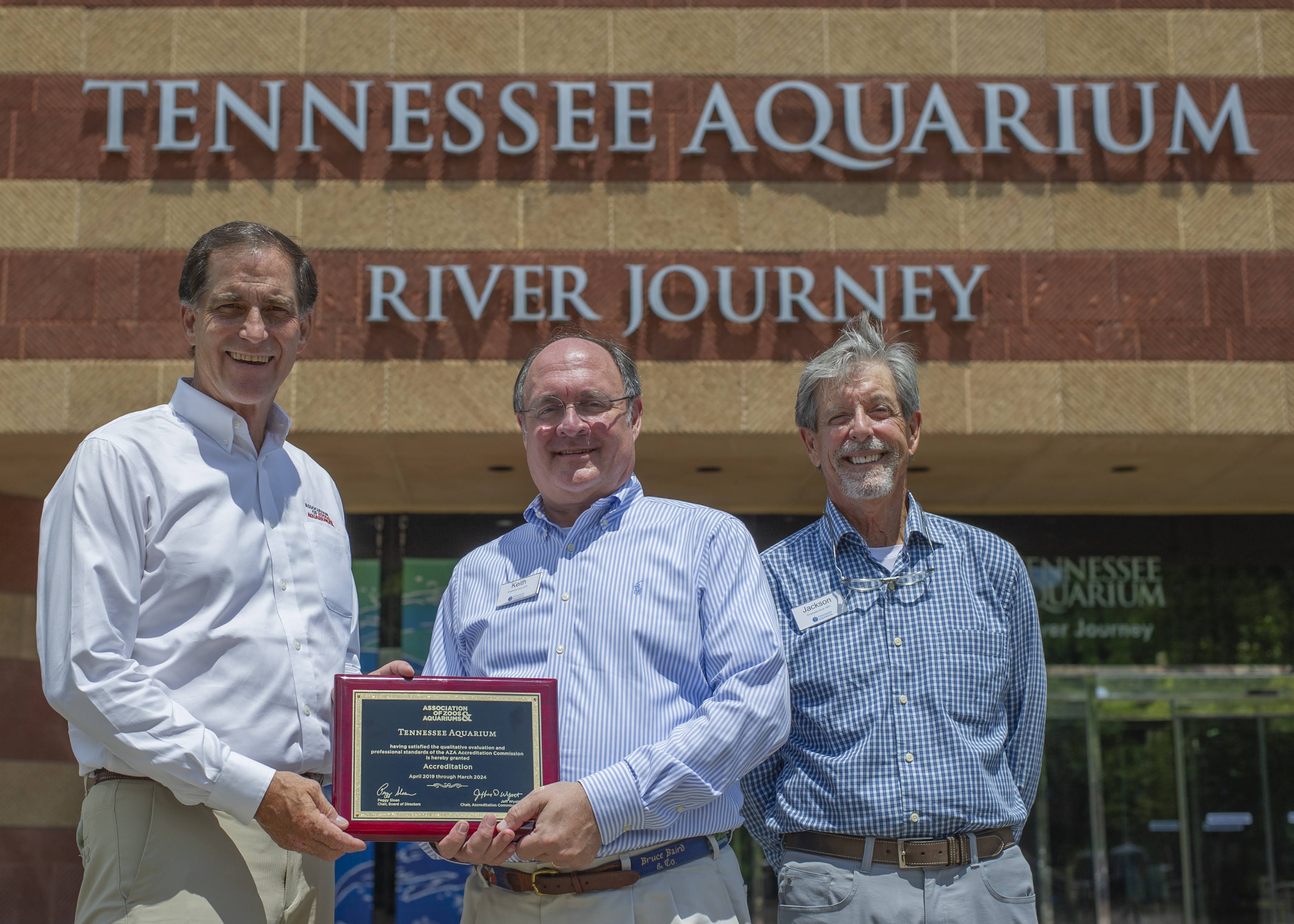 Dan Ashe, Keith Sanford and Jackson Andrews in front of TN Aquarium