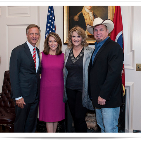 Governor Bill Haslam and Tennessee Department of Tourist Development Announce Celebration Event with Garth Brooks to Honor First-Ever Seven Diamond RIAA Certifications
